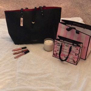 Victoria’s Secret tote bag💋❤️